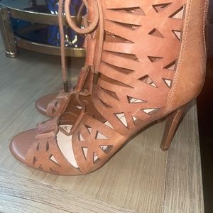 Hermosas zapatillas casual oh de vestir